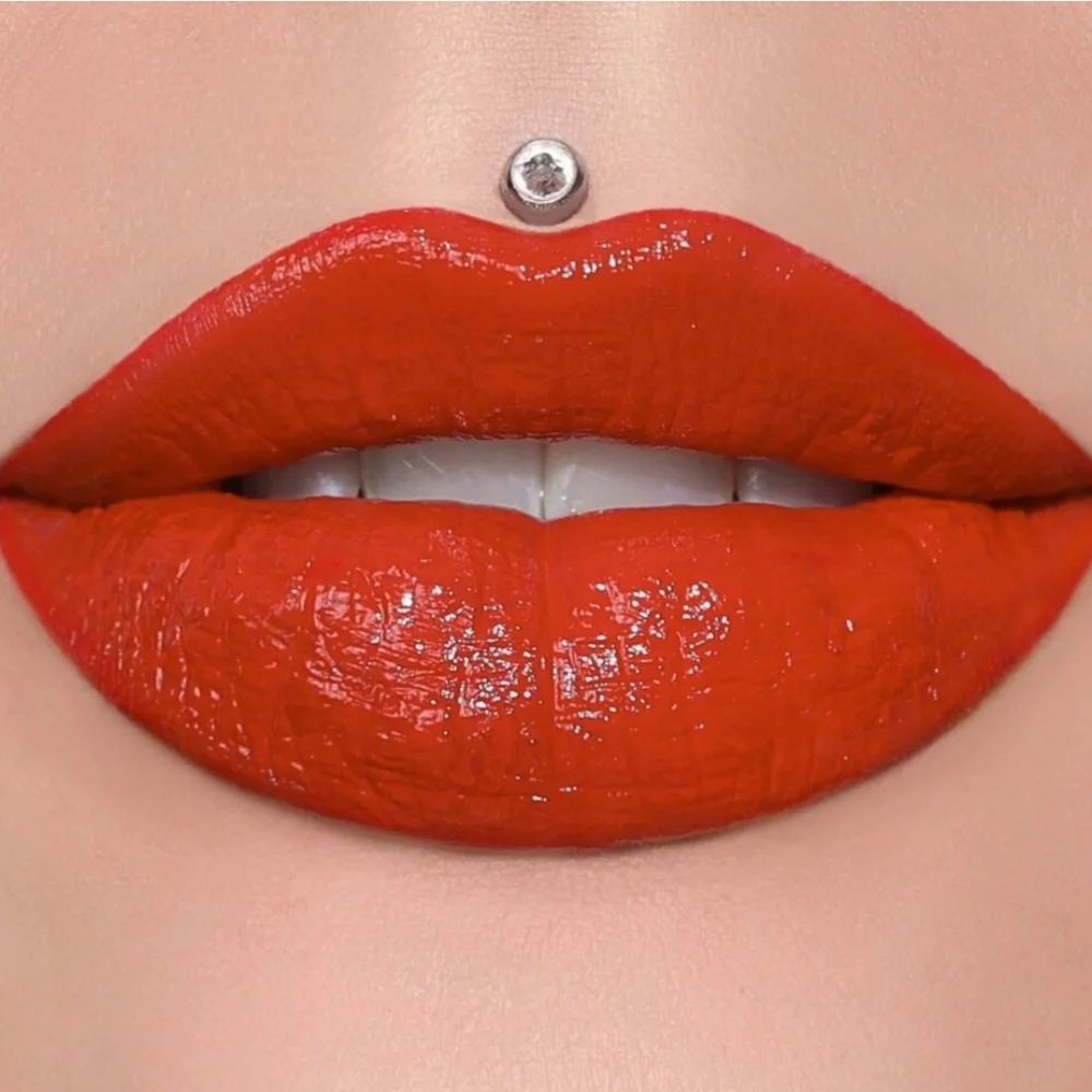 Jeffree Star Everybody Knows Supreme Gloss NIB